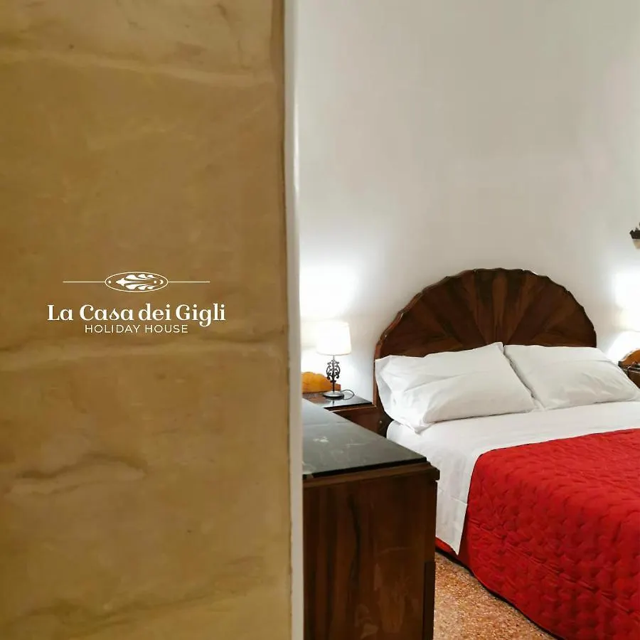 La Casa Dei Gigli Villa Lecce 0*,